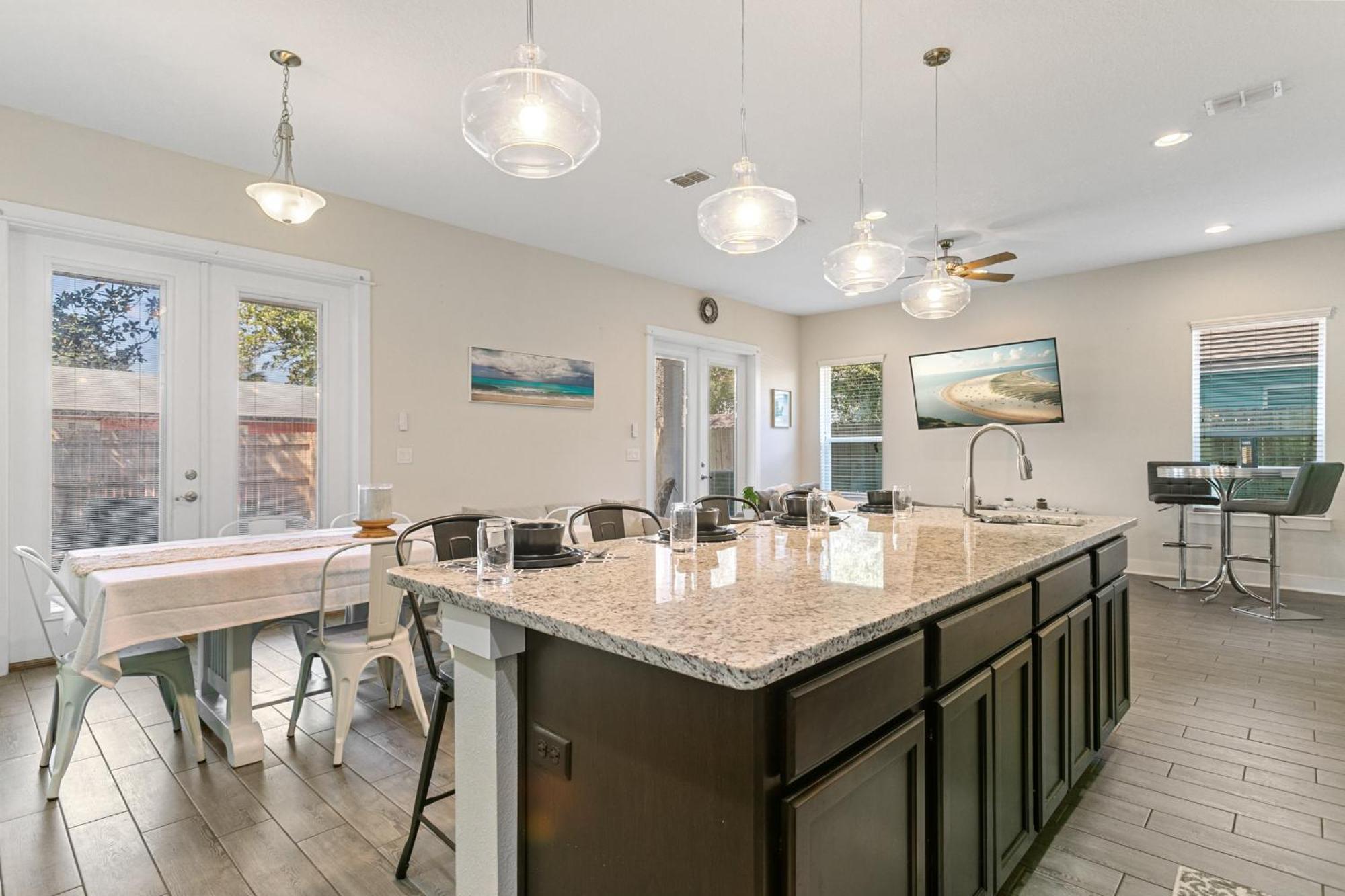Villa 3 Minutes To Beach, 9 Minutes To Mayo Clinic, King Bed, Sleeps 8 Jacksonville Beach Exterior foto