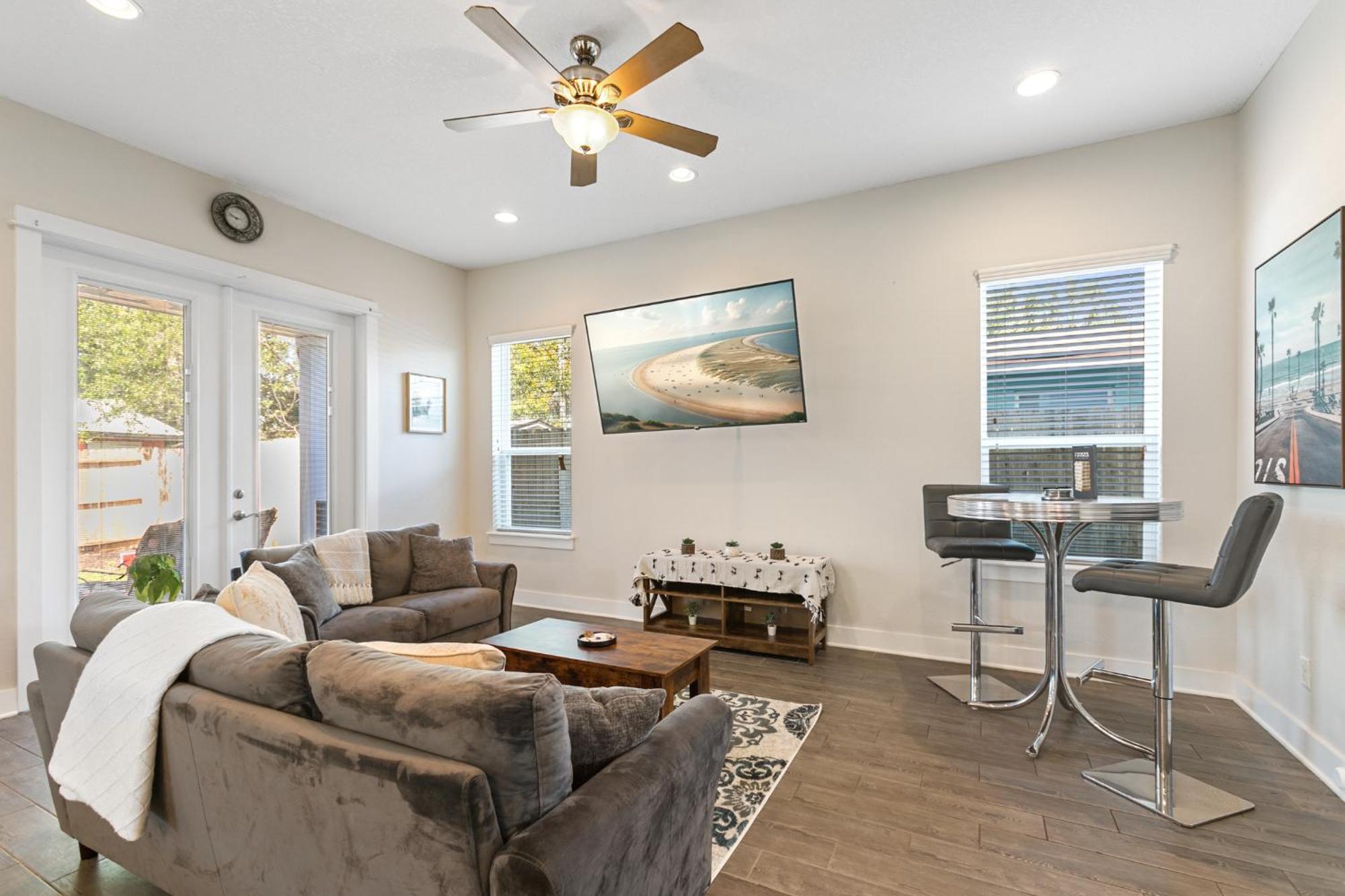 Villa 3 Minutes To Beach, 9 Minutes To Mayo Clinic, King Bed, Sleeps 8 Jacksonville Beach Exterior foto
